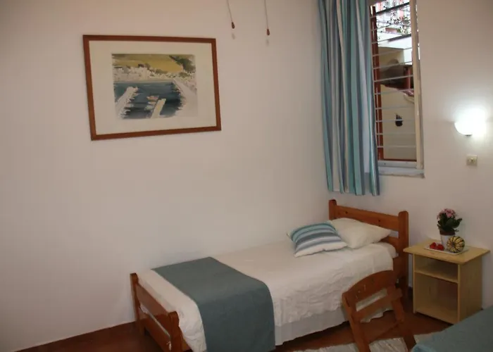 Medieval Rose Otel 3*