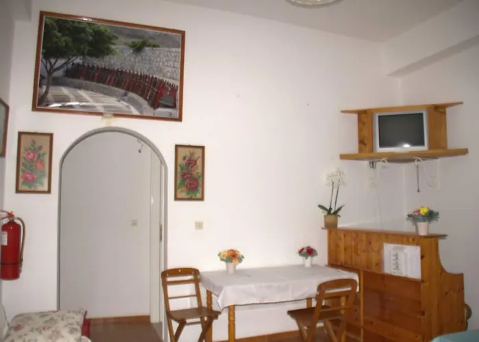 Medieval Rose Rhodes City